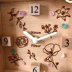 癒し花の置き掛け時計 3枚目の画像
