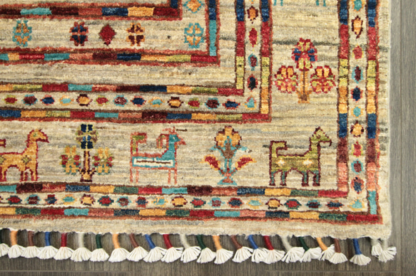 ナチュラルウールのグラデーション　パキスタン手織り絨毯　ガズニウール　アクセントラグ　100ｘ154cm　＃137 6枚目の画像