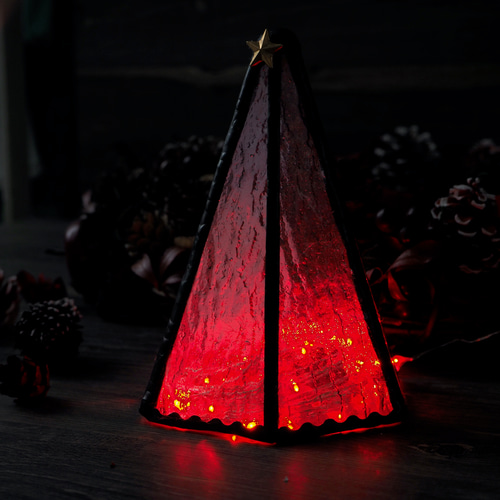 闇の中の光ピラミッド‼️台座は別出品✨ 闇の中の光ピラミッド‼️台座は別出品✨