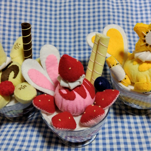 15 フェルトままごとパフェオーダーページ