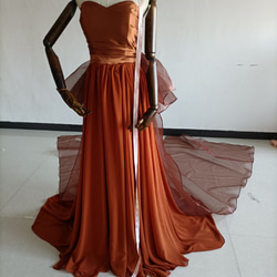 結婚式ドレス テラコッタ色 カラードレス トレーン 　ハートカット　オーダーメイド可能 2枚目の画像