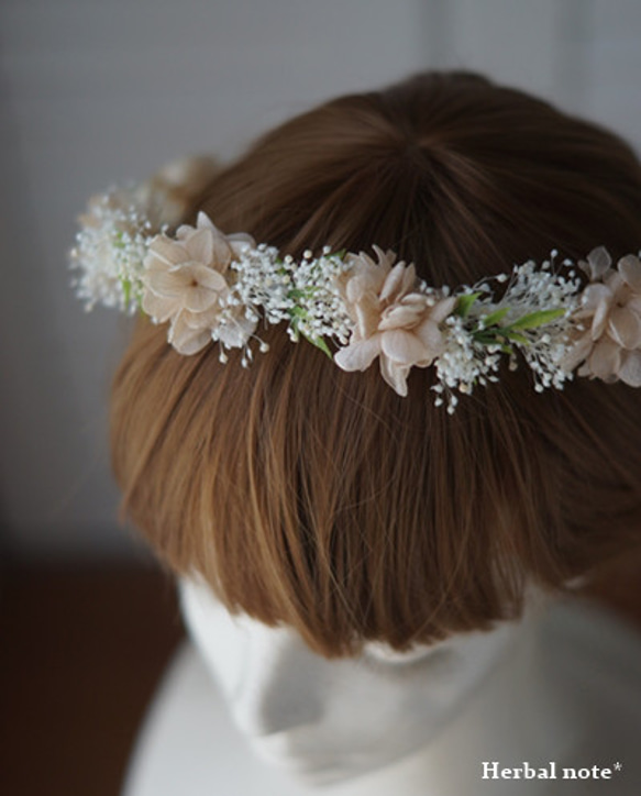 【ベビー♡キッズ】花冠　シャンパン　アジサイとカスミ草　誕生日　七五三　撮影会　発表会 2枚目の画像