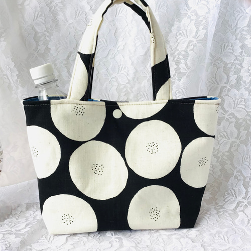 専用 あんぱん柄トートバッグと大きめポーチ 専用 あんぱん柄トートバッグと大きめポーチ 専用 あんぱん柄トート