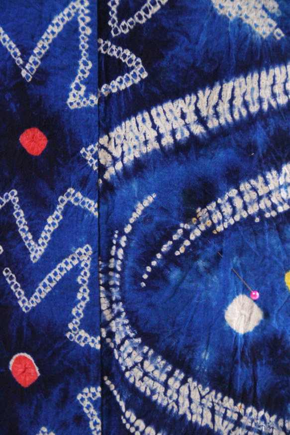 ◇現代 有松鳴海絞　浴衣◇【青+紺】大胆な竜田川模様に青のぼかしがきれい　トールサイズ裄68ｃｍ木綿浴衣　 14枚目の画像