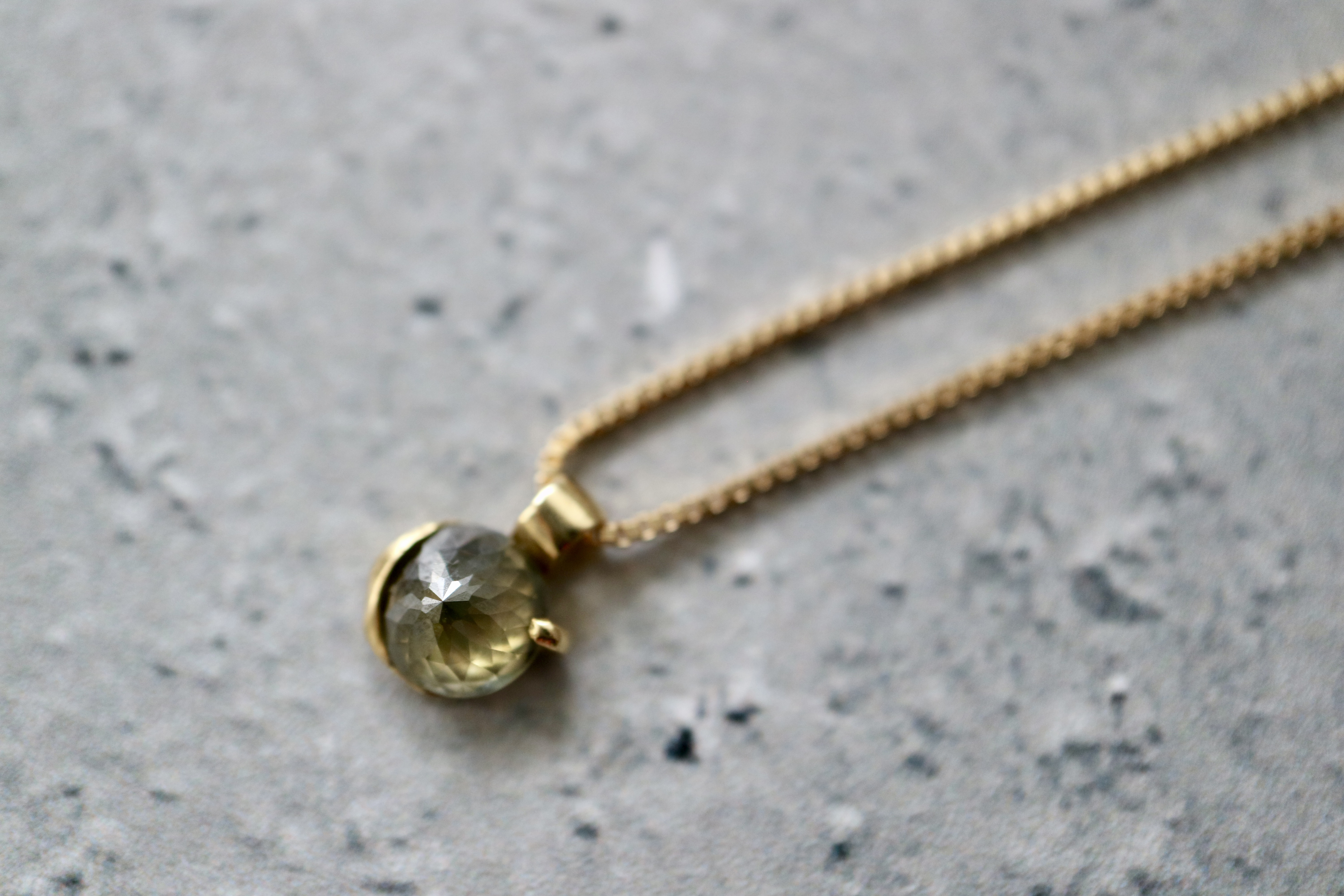 Diamond　K18 ネックレス　-Olive Green-　（20N-024）