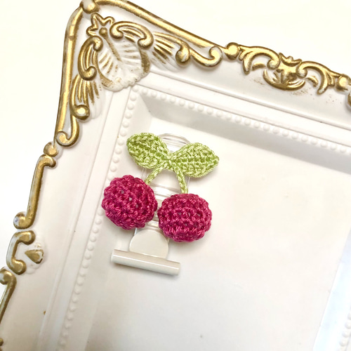 送料無料】服に穴が開かない名札クリップ ぽんぽんさくらんぼ レッド②