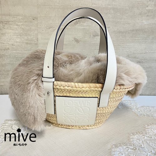 【公式】アクセサリーの激安通販 M/white 【袋付】LOEWE 近い カゴバッグ バッグ