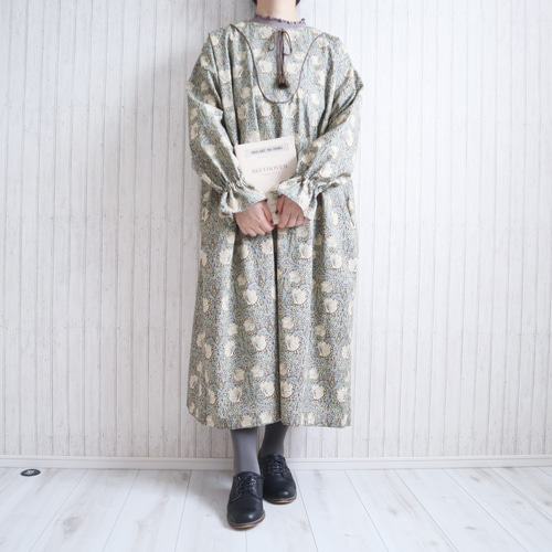 新品】ウィリアム・モリス ピンパーネル柄 ワンピース Мサイズ