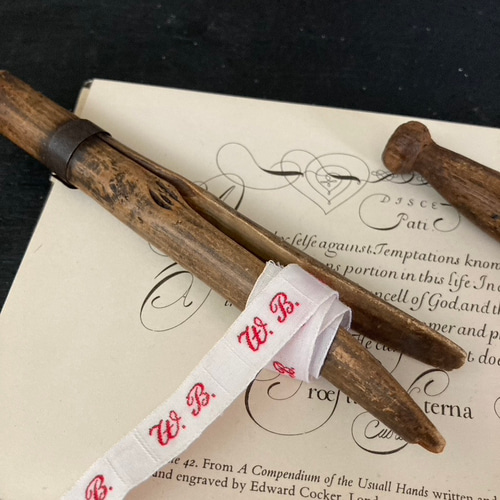 アンティークドイツイニシャルテープ フランス 刺繍 ネームラベル 北欧