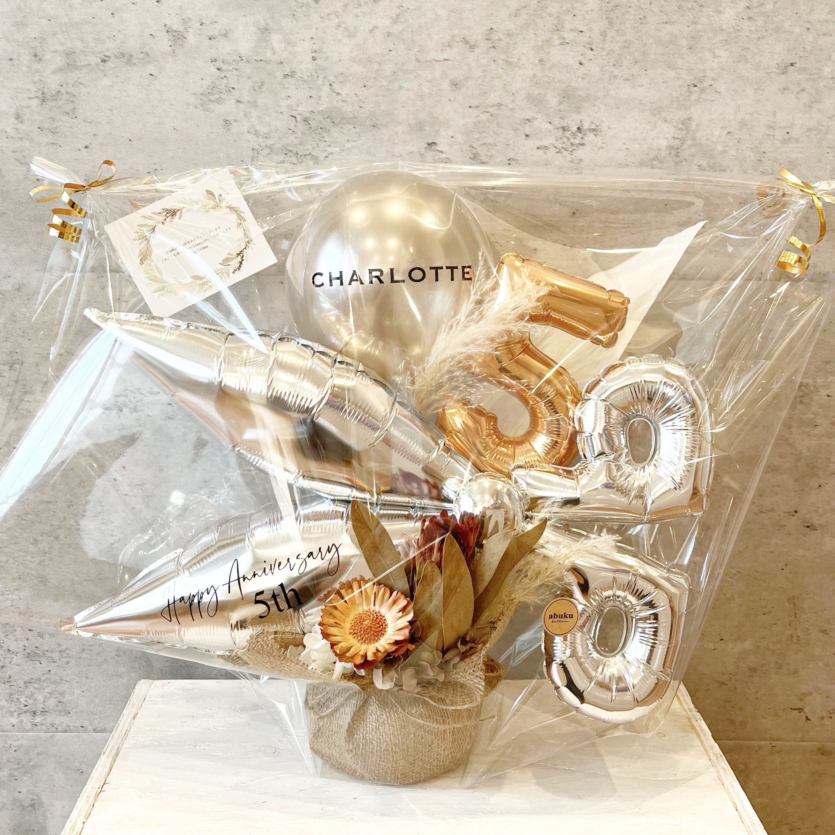 celebration  scissors arrange