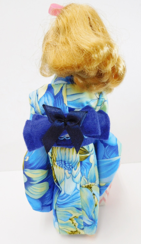 【リカちゃん用着せ替え服】花柄の着物・ブルー・振袖・帯セット 3枚目の画像