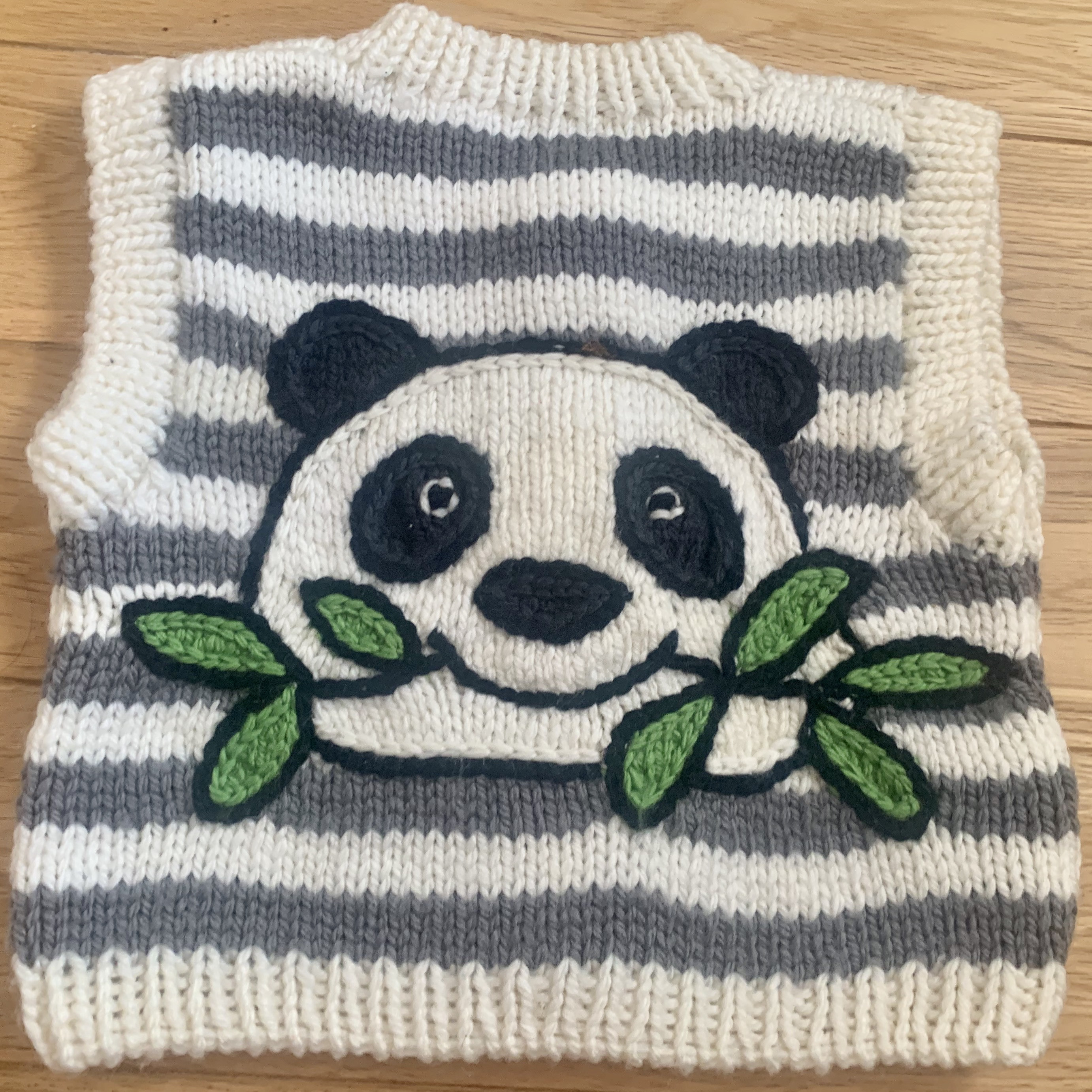 秋冬・パンダのちびっこベスト　70〜80cm