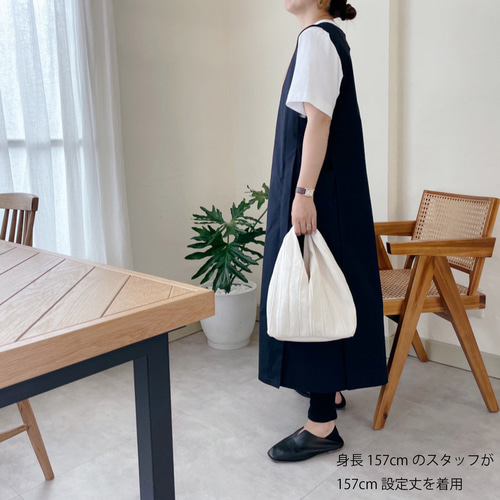 ハンドメイドおしゃれ大人可愛いエプロン　　　　　被りジャンスカタイプ ハンドメイドおしゃれ大人可愛いエプロン被りジャンスカタイプ