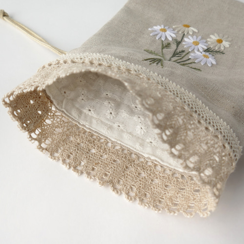 名入れ》マーガレットスワッグ＊リネンの手刺繍巾着ポーチ 巾着