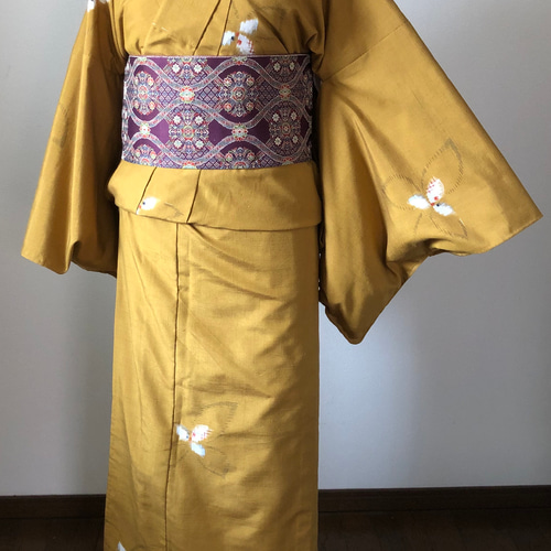 正絹 単衣紬 マスタードイエローにかすり柄の花模様 着物 さまだや 