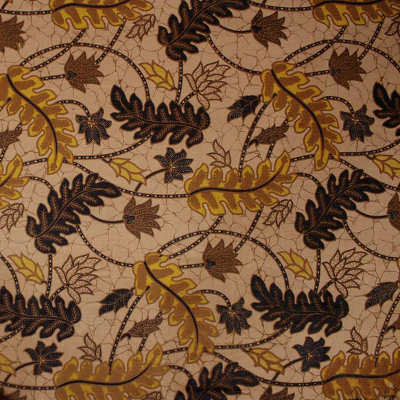 バティック 生地 インドネシア ジャワ更紗 植物のモチーフ パターン３ イエロー 1枚目の画像