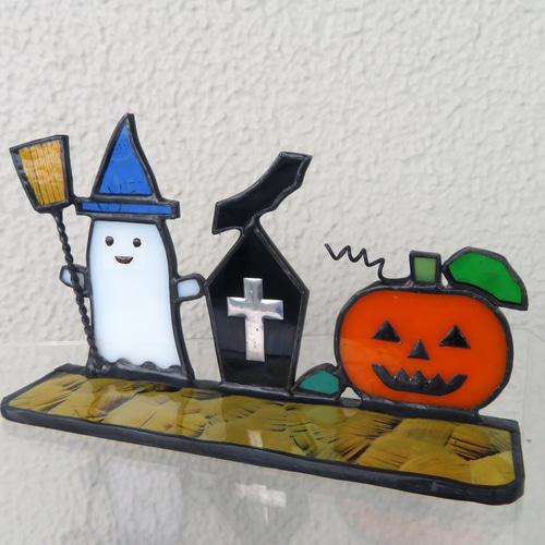 ステンドグラス　ハロウィンモチーフのモビール(魔女、おばけ、カボチャ) ステンドグラス ハロウィンモチーフのモビール(魔女、おばけ