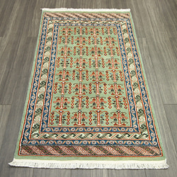 新品　高級ラグ　パキスタン手織り絨毯　アクセントラグ　玄関マット　75x128cm　＃800 1枚目の画像