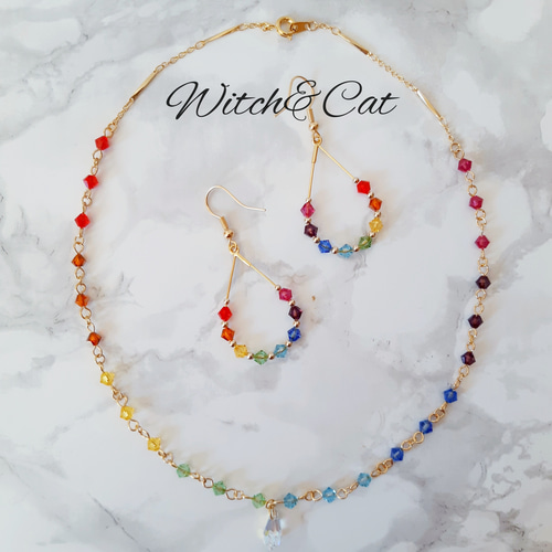 虹色のネックレス】 魔女 ファンタジー マルチカラー レインボー