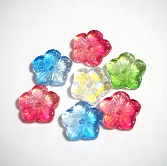 30個 梅 ガラスビーズ 14mm ミックスカラー 花びら ビーズ