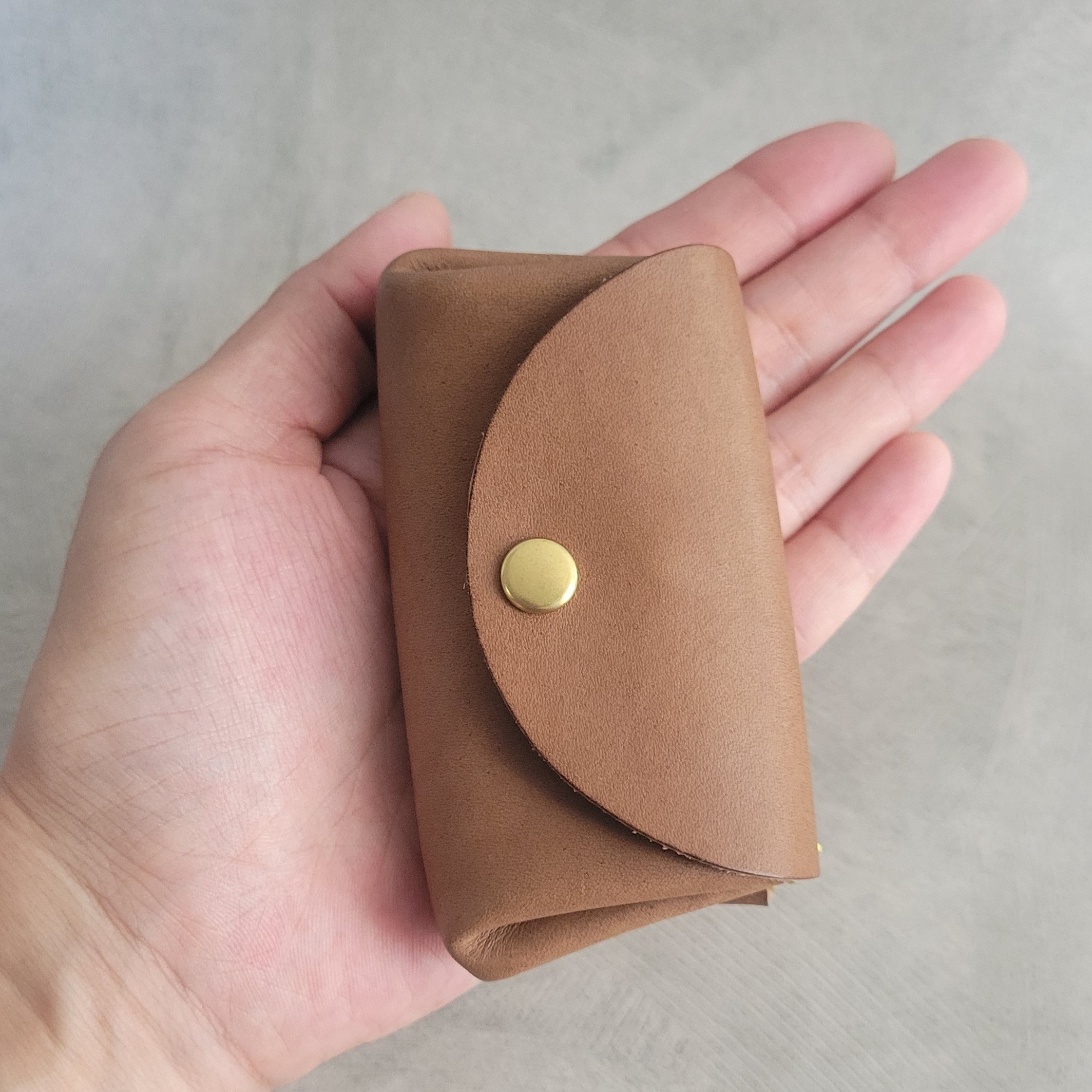 手のひらサイズのミニ財布・MOCHA