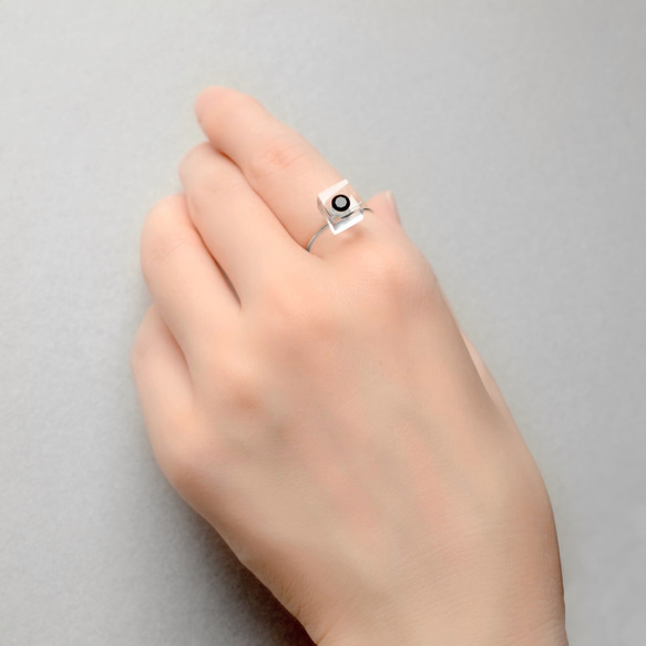 黑色氧化鋯浮動戒指 銀色簡約戒指 開口戒指 均碼 生日禮物 第6張的照片