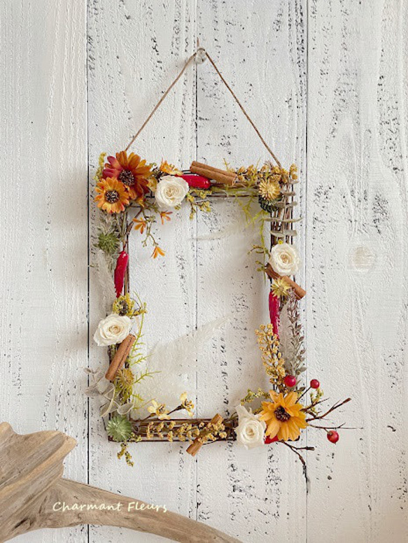 【受注制作】　スクエア型リース「ﾐﾆﾊﾞﾗのスクエアリース」・・敬老の日、お誕生日プレゼントに 1枚目の画像