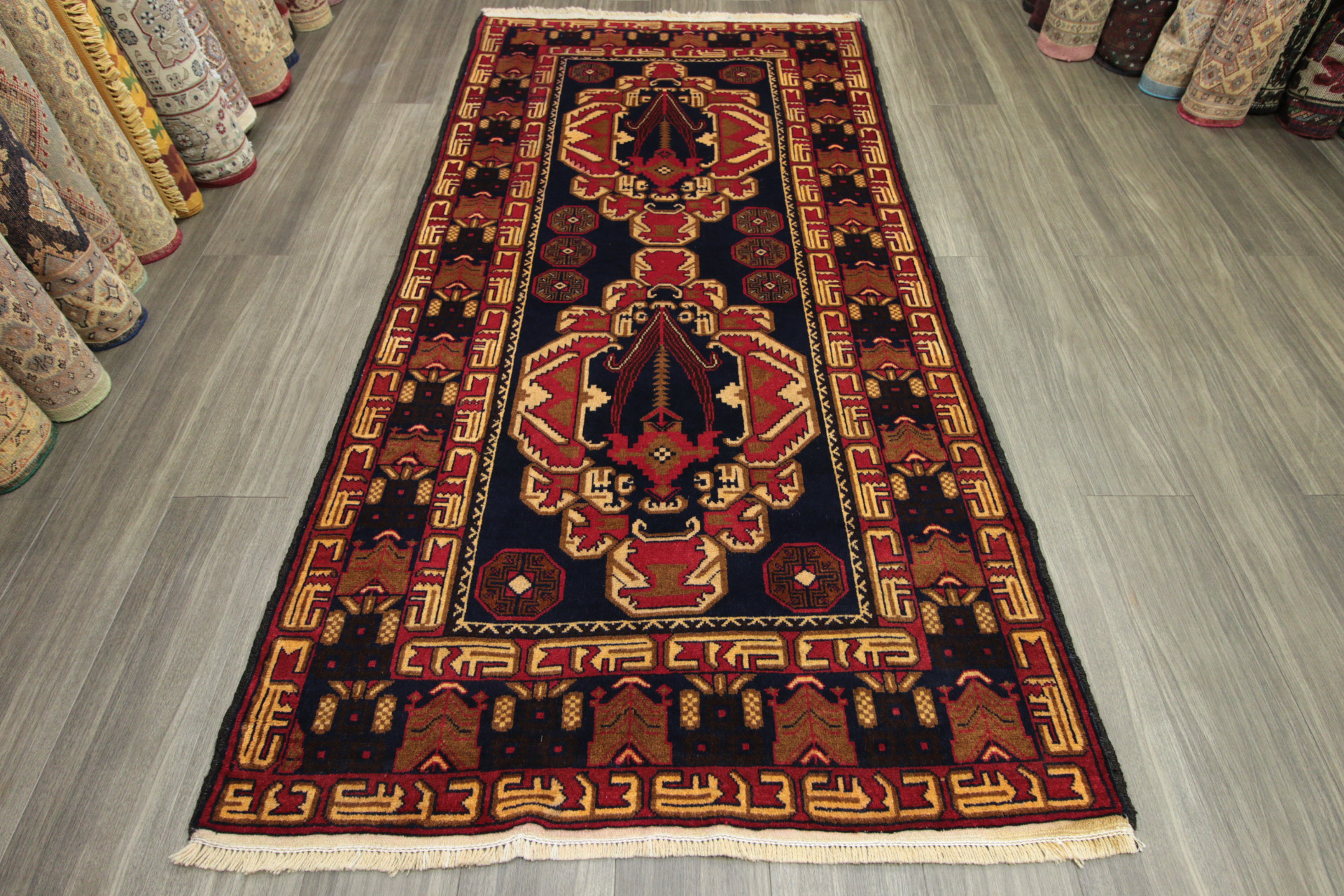 ランプデザイン絨毯　アフガニスタン　トライバルラグ　部族絨毯　オールド手織り絨毯　113x218cm　＃558