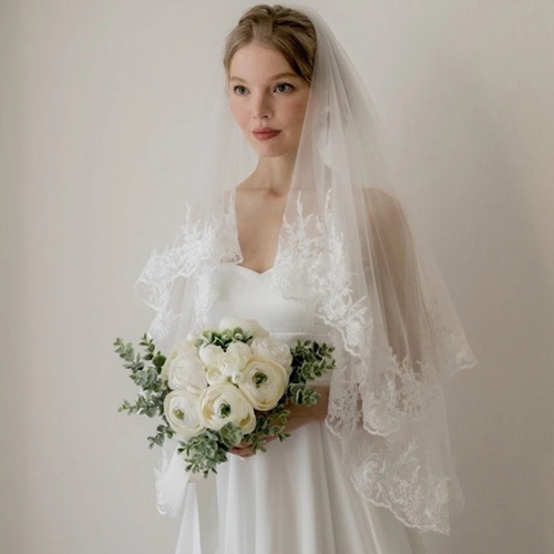 ボタニカルな刺繍がナチュラルな ウェディングベール3m veil ボタニカルな刺繍がナチュラルな ウェディングベール3m veil