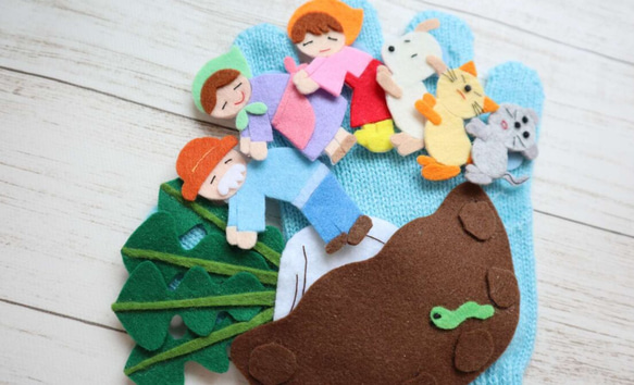 手袋シアター　「おおきなかぶ」 2枚目の画像