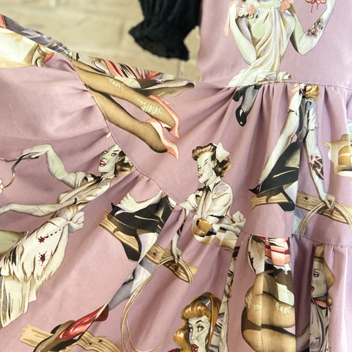 子供服 ゾンビガール ぽわん袖ボリュームワンピースドレス 110サイズ  