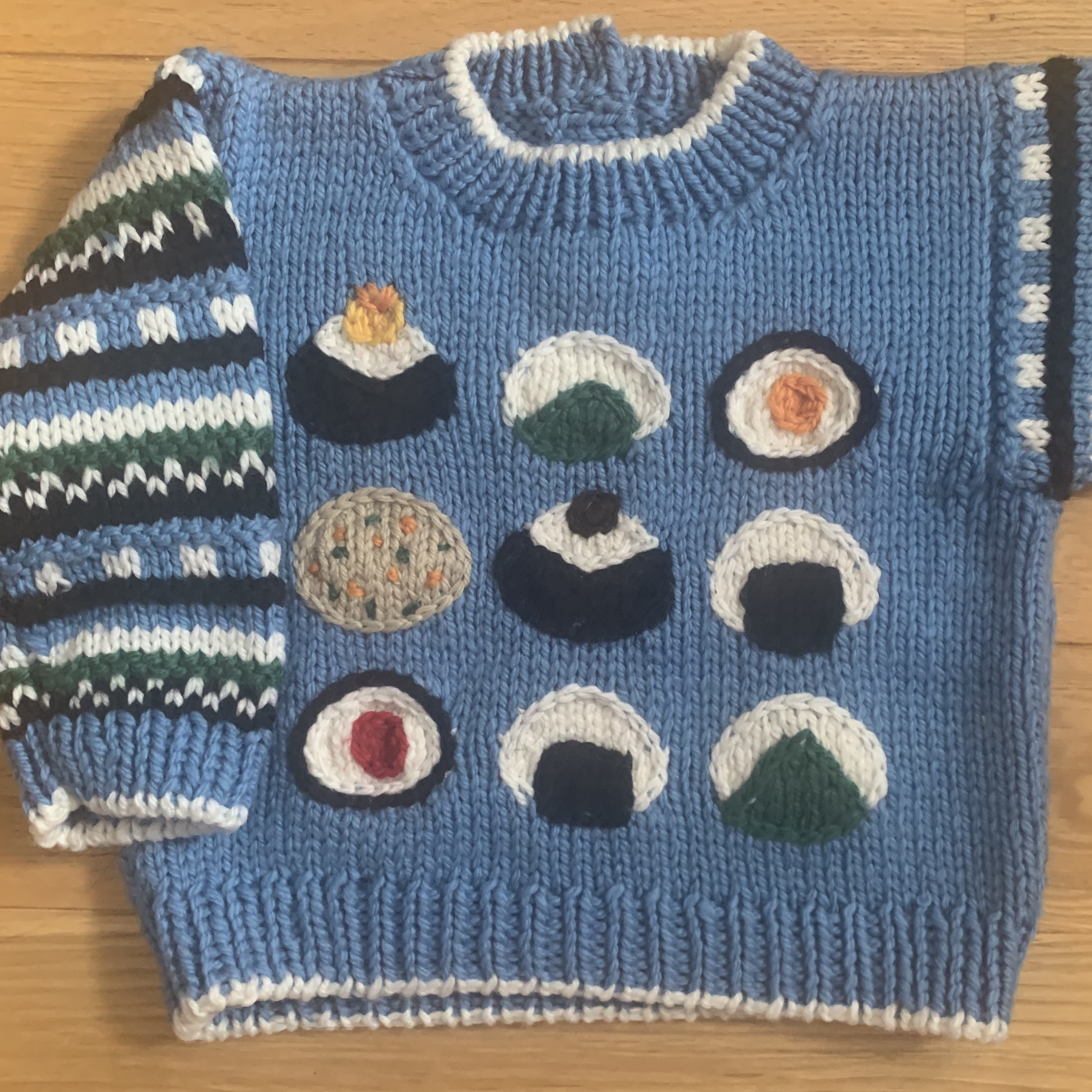 秋冬・おにぎりのちびっこセーター　80〜90