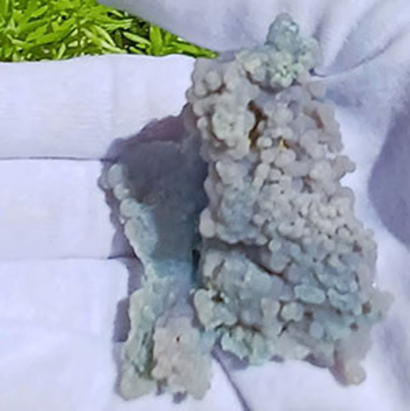 グレープカルセドニー　『北海道』　*新種の鉱物　結晶、原石、標本 4枚目の画像