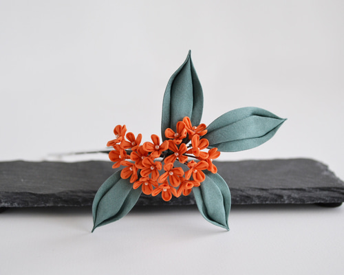 ❄︎ミント❄︎さま売約済三日月簪〈Bouquet・sepiaポインセチア・盛り〉 7fa89bfebf4a090cb3ffa5fffc6cd4