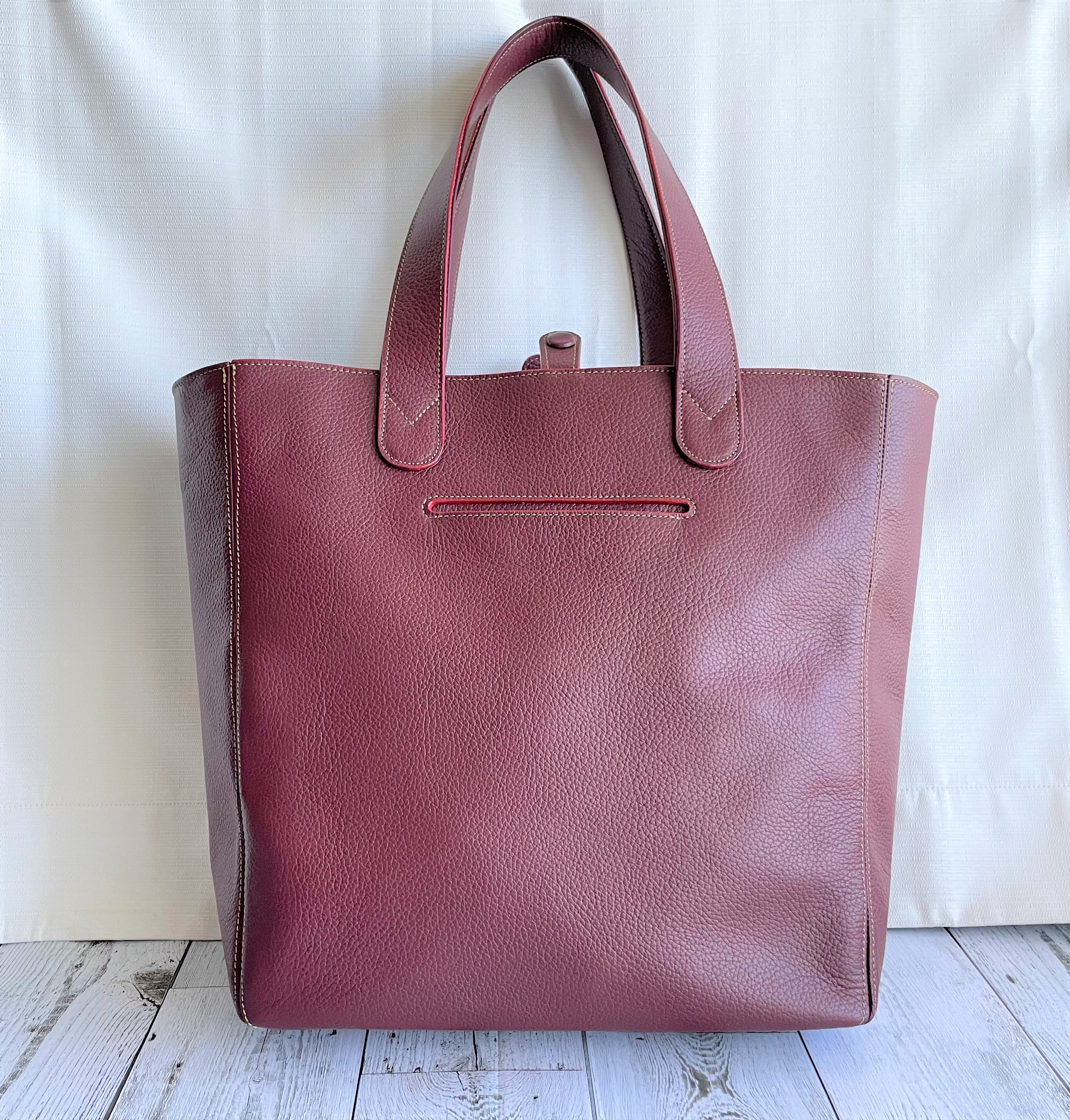 【本革】くるみボタンのＡ４トートバッグ（ボルドー）