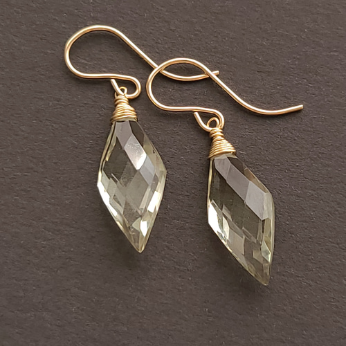 404 14kgf宝石質グリーン＆ピンクアメジストレクタングルチャーム