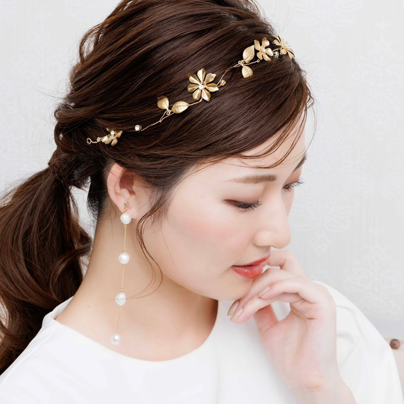 MA126 ウェディング ヘッドドレス　カチューシャ ブライダル ヘアアクセサリー 結婚式 前撮り 卒業式 4枚目の画像