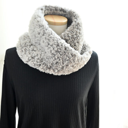 【３日以内に発送！】もふもふ エコファー クロス ネックウォーマー ⛄ グレー ⛄ 5枚目の画像