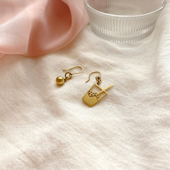 小珍珠奶茶-黃銅耳環-可改夾 第8張的照片