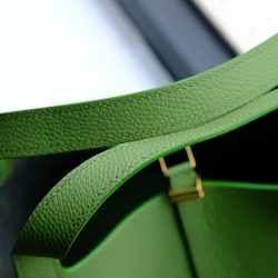 高級本革使用　手縫い　トートバッグ　カラーオーダー　トゴ革　レディース 6枚目の画像