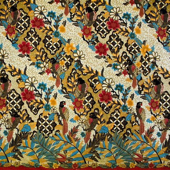 バティック 生地 インドネシア ジャワ更紗 絵画のような鳥と花のモチーフ レッド 5枚目の画像