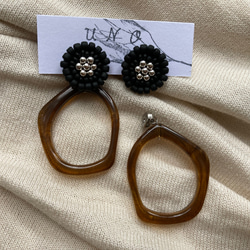 Black×hexagon brown ring ピアス・イヤリング 3枚目の画像