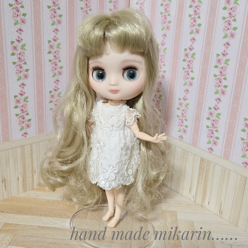 【ご予約品】お花畑の背景ボード（パープル）　ドールハウス　ブライス等撮影用 ブライス 背景ボード ドールハウス 家具 壁 床 レンガ 1／6
