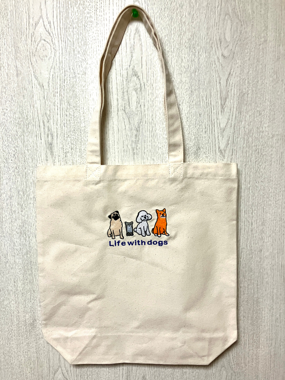 犬達のロゴ刺繍入りトートバッグ トートバッグ さーちゃんの刺繍