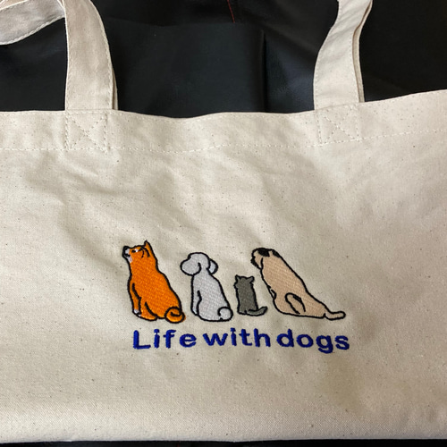 犬達のロゴ刺繍入りトートバッグ トートバッグ さーちゃんの刺繍