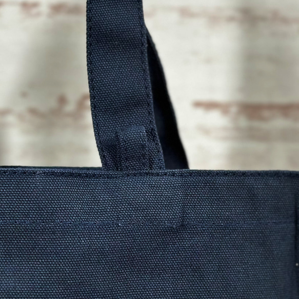 【秋冬穿搭】帆布迷你手提包和迷你收納袋套裝，飾有驚喜貓刺繡和內袋，書包 第12張的照片