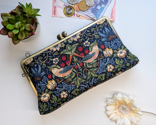 ウィリアムモリス WilliamMorris いちご泥 大容量のがま口長財布