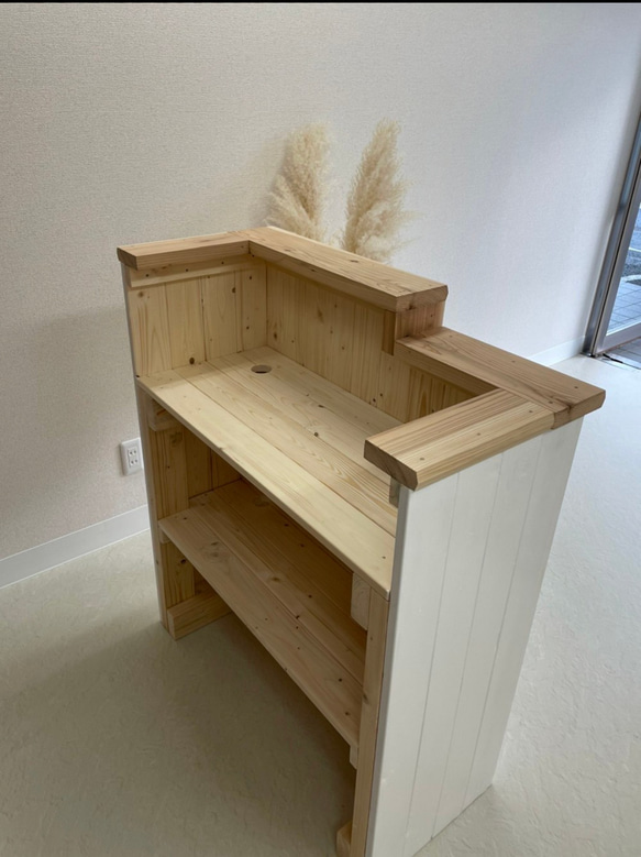 【段差】カウンター レジカウンター　受付カウンター　幅90✖︎高さ105✖︎奥行き38センチ 1枚目の画像