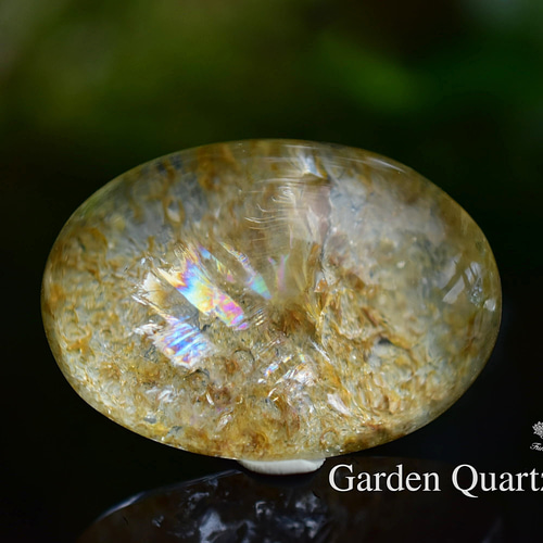 天然石✨ガーデン✨虹 キラキラ 大粒☆虹入り☆クラックガーデンクォーツs543 天然石 Funky garuda