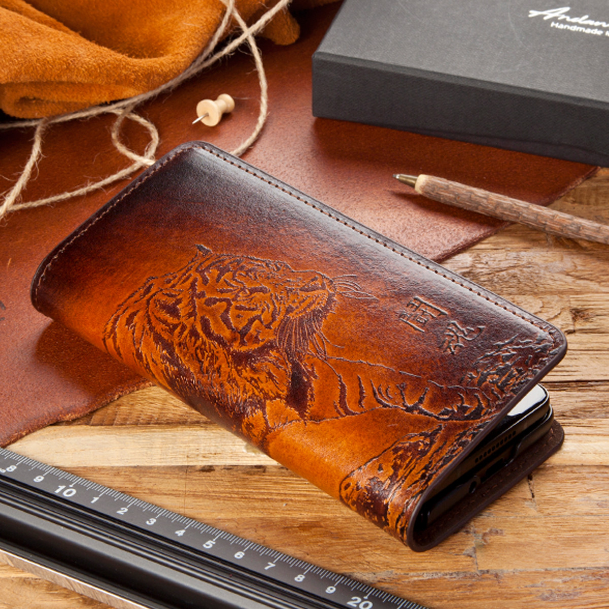 galaxy Zfold4 手帳型 本革 ケース [虎]